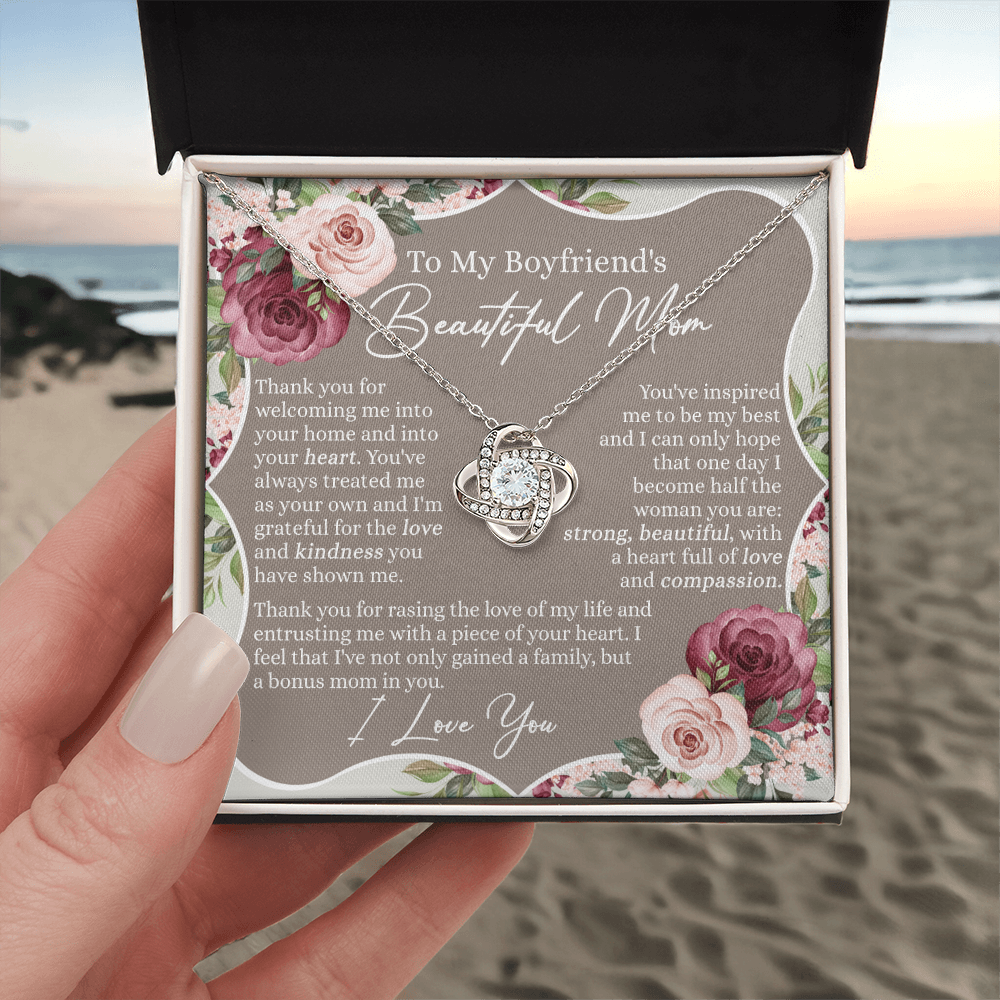 To My Boyfriend's Mom Necklace From Girlfriend, Gift Necklace To My Boyfriend's Beautiful Mom Necklace For Her, Jewelry For Women, Gift Necklace For Boyfriend's Mom On Mother's Day, Anniversary