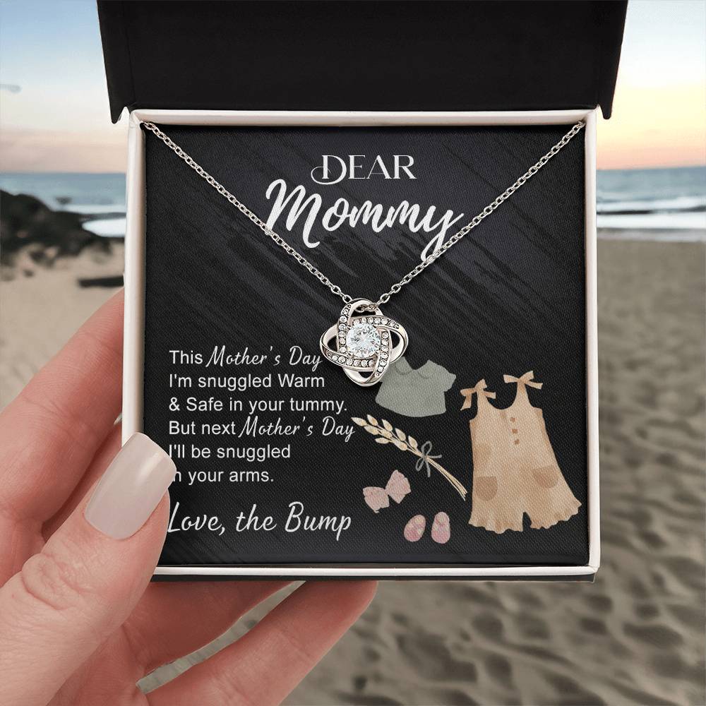 Dea Mommy Necklace Mothers Day Love Knot Necklace, Mothers Day Gifts for Pregnant Wife, Happy Mothers Day Necklace Gift for Moms to Be, Mother To Be Mothers Day Gift, To My Mommy Necklace from Bump