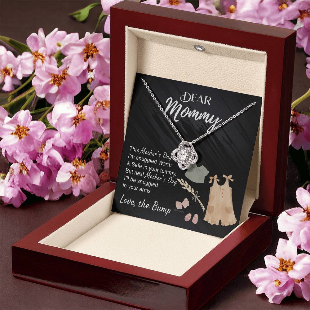 Dea Mommy Necklace Mothers Day Love Knot Necklace, Mothers Day Gifts for Pregnant Wife, Happy Mothers Day Necklace Gift for Moms to Be, Mother To Be Mothers Day Gift, To My Mommy Necklace from Bump