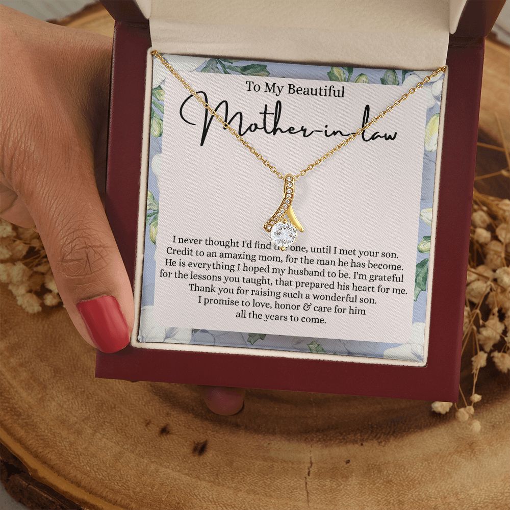 Mother in Law Necklace, Jewelry for Women, Future Mother in Law Gifts from Daughter in Law, Mother of Bride Gifts For Mother in Law, Birthday Gifts For Mother In Law From Daughter In Law Alluring Beauty Necklace