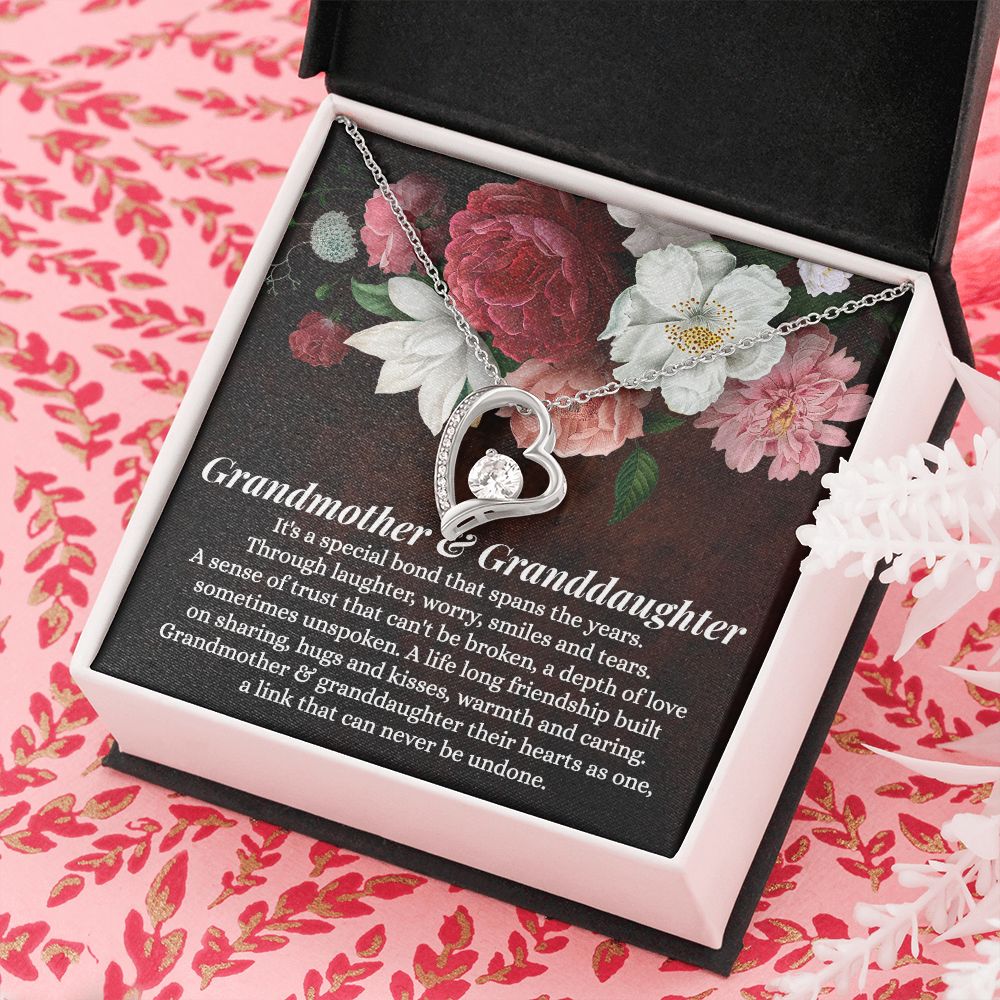 To My Grandma Necklace, Gift for Grandmother Necklace, Mothers Day Gift For Grandma Nana, Grandma Jewelry From Grandchildren GrandKids , Jewelry Box Gift For Grandma Grandmother11 Forever Love Necklace