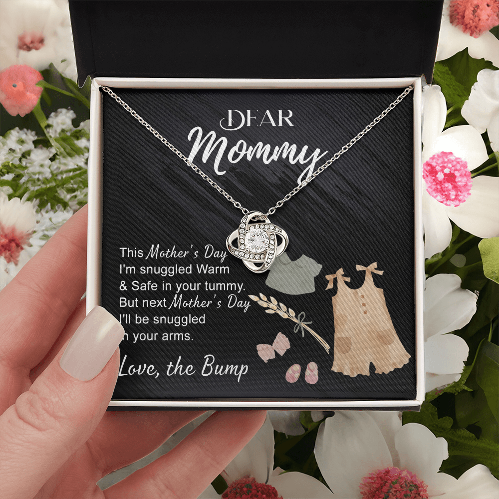 Dea Mommy Necklace Mothers Day Love Knot Necklace, Mothers Day Gifts for Pregnant Wife, Happy Mothers Day Necklace Gift for Moms to Be, Mother To Be Mothers Day Gift, To My Mommy Necklace from Bump