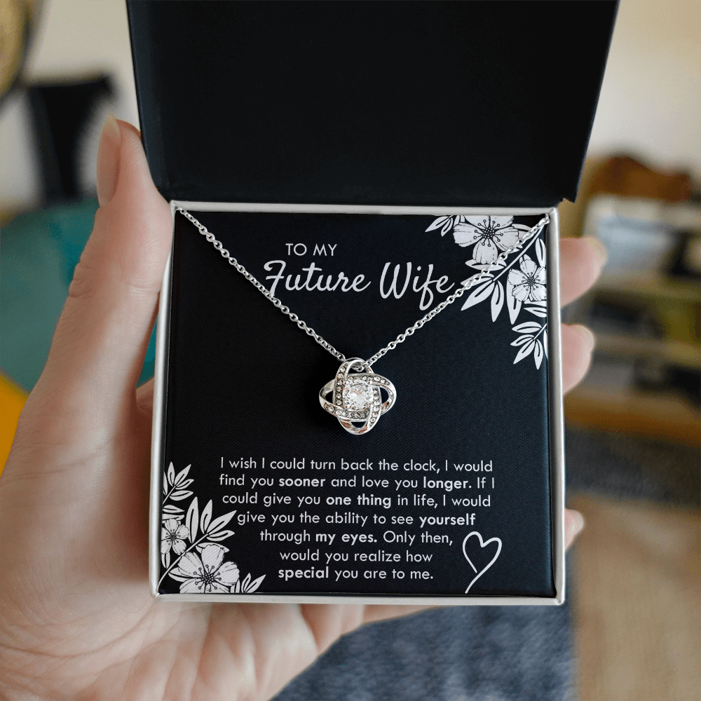 To My Future Wife Necklace From Husband, Necklace with Message Card and Gift Box For Wife, Future Wife Gift Necklace, Husband To Wife Gift Love Knot Pendant Gift From Men, Jewelry Gift For Women