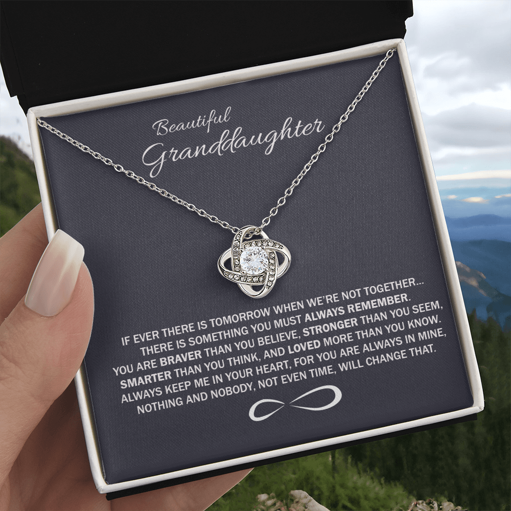 To My Beatiful Granddaughter Love Knot Necklace From Grandma - Granddaughter Gift Necklace, Pendant Keepsake Gifts For Granddaughter, Jewelry Gift For Girls On Birthday, Graduation Gift, Christmas