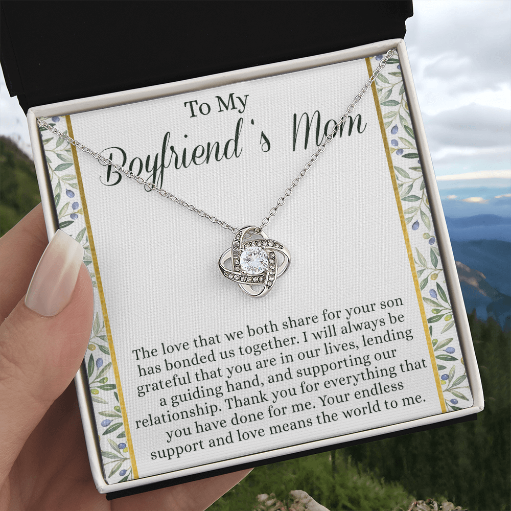 To My Boyfriend's Mom Necklace From Girlfriend Mom, Customize Name Gift Necklace For Boyfriend's Mom Gift Mothers Day Necklace For Boyfriends Mom From Girlfriend, Presents for Mom Necklace for Women