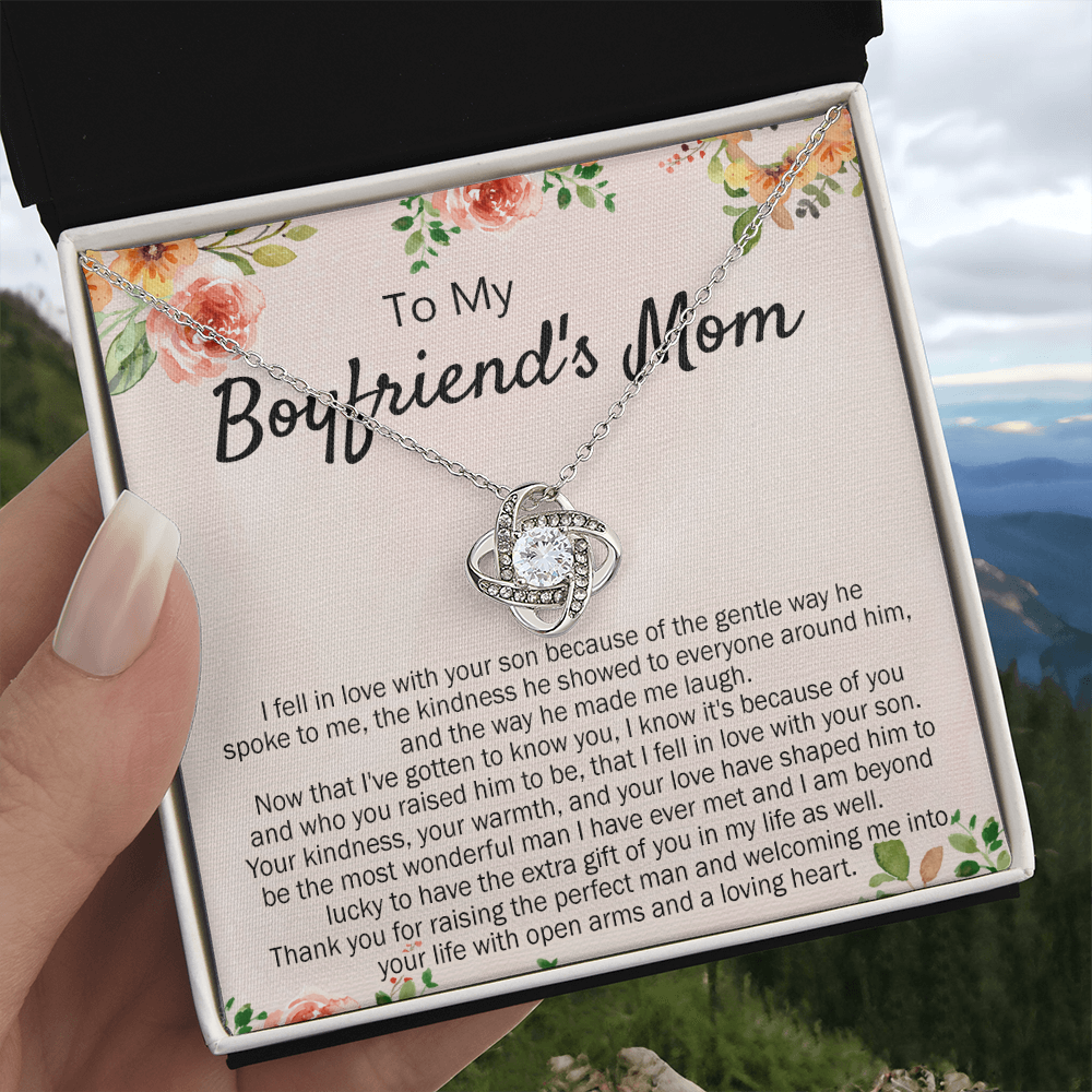 To My Boyfriend's Mom Necklace From Girlfriend Mom, Mothers Day Necklace For Boyfriends Mom From Girlfriend, Presents for Mom Necklace for Women, Necklace For Christmas, Birthday Gift Anniversary