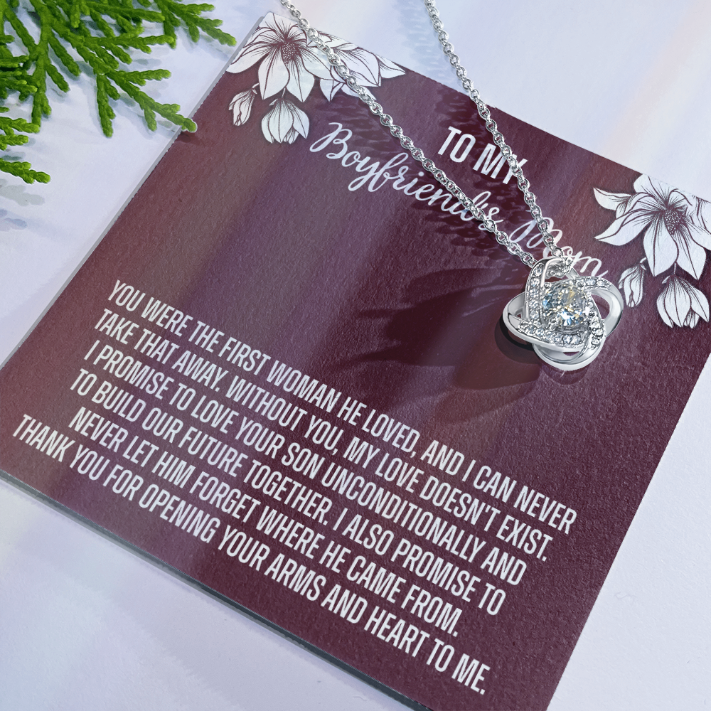 To My Boyfriend's Mom Necklace From Girlfriend, Personalized Gifts For Mother-In-Law, Gift Necklace For Boyfriend's Mom, Presents For Mom Necklace For Women, Mothers Day Necklace For Boyfriends Mom