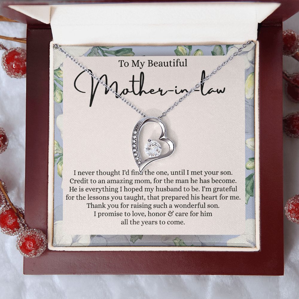 Mother in Law Necklace, Jewelry for Women, Future Mother in Law Gifts from Daughter in Law, Mother of Bride Gifts For Mother in Law, Birthday Gifts For Mother In Law From Daughter In Law Forever Love Necklace