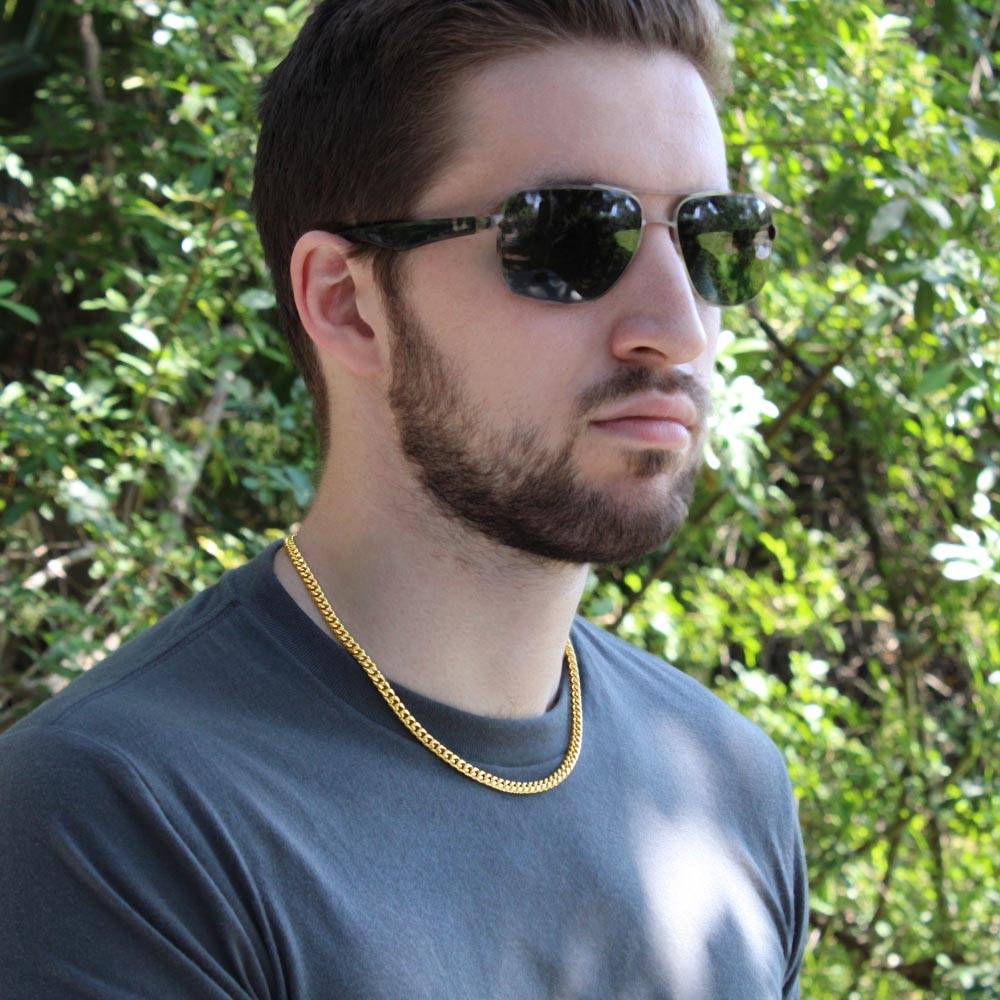 To My Son Necklace From Mom, Mother And Son Jewelry Gift For Man, Cuban Link Chain Necklace For Son Birthday Anniversary For Son Christmas For Son Luxury Gift Box Stainless Steel And 14K Gold Over Cuban Link Chain Necklace Mocup