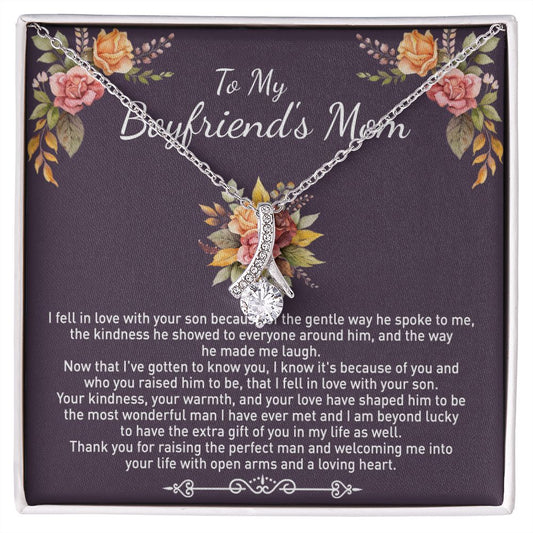 TO2E3E~1 Alluring Beauty Necklace