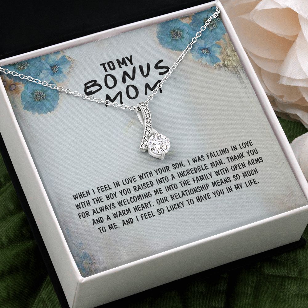 Mother Daughter Necklace as Daughter Gift from Mom, Mom Necklace as Christmas Gift for Mom from Son, Birthday Gift for Mother in Law Necklace, Bonus Mom Gifts for Step Mom Necklace4 Alluring Beauty Necklace