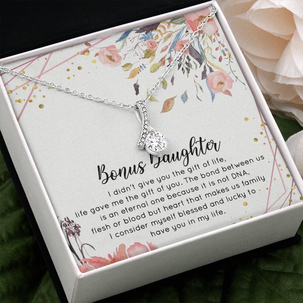 Bonus Daughter Gifts From Stepdad, Step Daughter Gifts From Stepmom, Stepdaughter Gifts From Stepdad, Father Stepdaughter Necklace, To My Bonus Daughter Necklaces, Christmas Gifts For Bonus2 Alluring Beauty Necklace