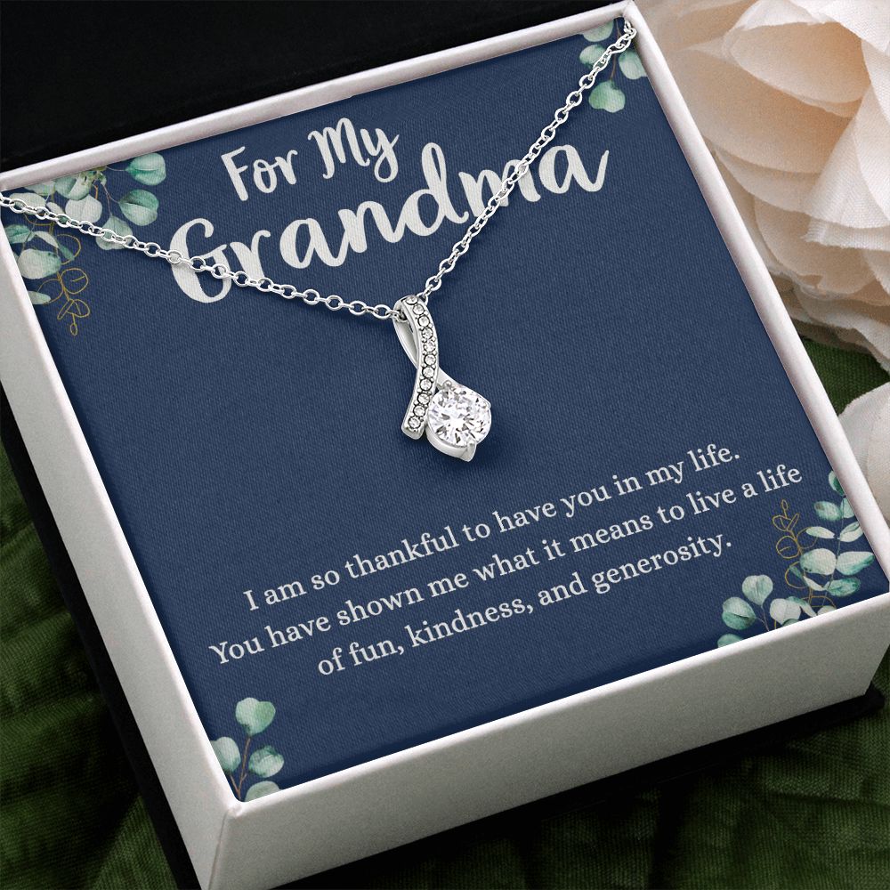 To My Grandma Necklace, Gift for Grandmother Necklace, Mothers Day Gift For Grandma Nana, Grandma Jewelry From Grandchildren GrandKids , Jewelry Box Gift For Grandma Grandmother4 Alluring Beauty Necklace