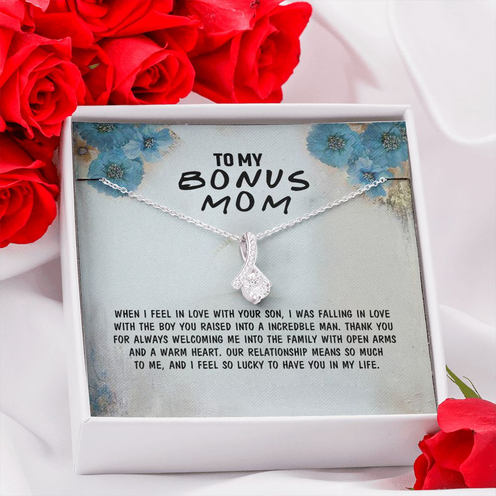 Mother Daughter Necklace as Daughter Gift from Mom, Mom Necklace as Christmas Gift for Mom from Son, Birthday Gift for Mother in Law Necklace, Bonus Mom Gifts for Step Mom Necklace4 Alluring Beauty Necklace