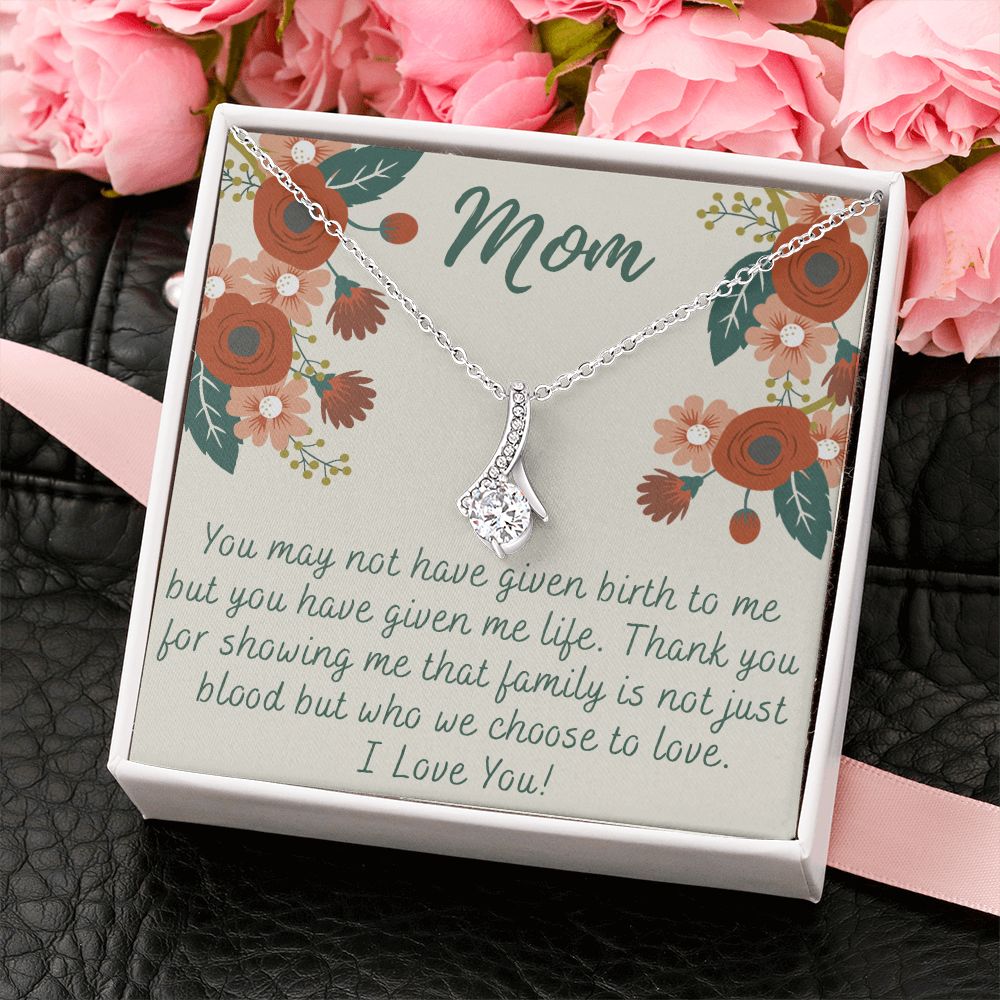 To My Mom Love Knot Necklace Gift for Stepmom Birthday Present Idea for Mother Alluring Beauty Necklace