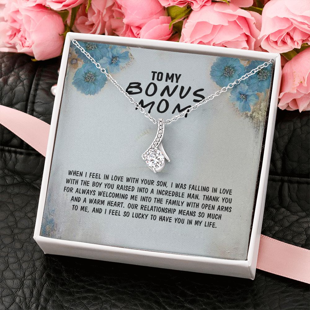 Mother Daughter Necklace as Daughter Gift from Mom, Mom Necklace as Christmas Gift for Mom from Son, Birthday Gift for Mother in Law Necklace, Bonus Mom Gifts for Step Mom Necklace4 Alluring Beauty Necklace