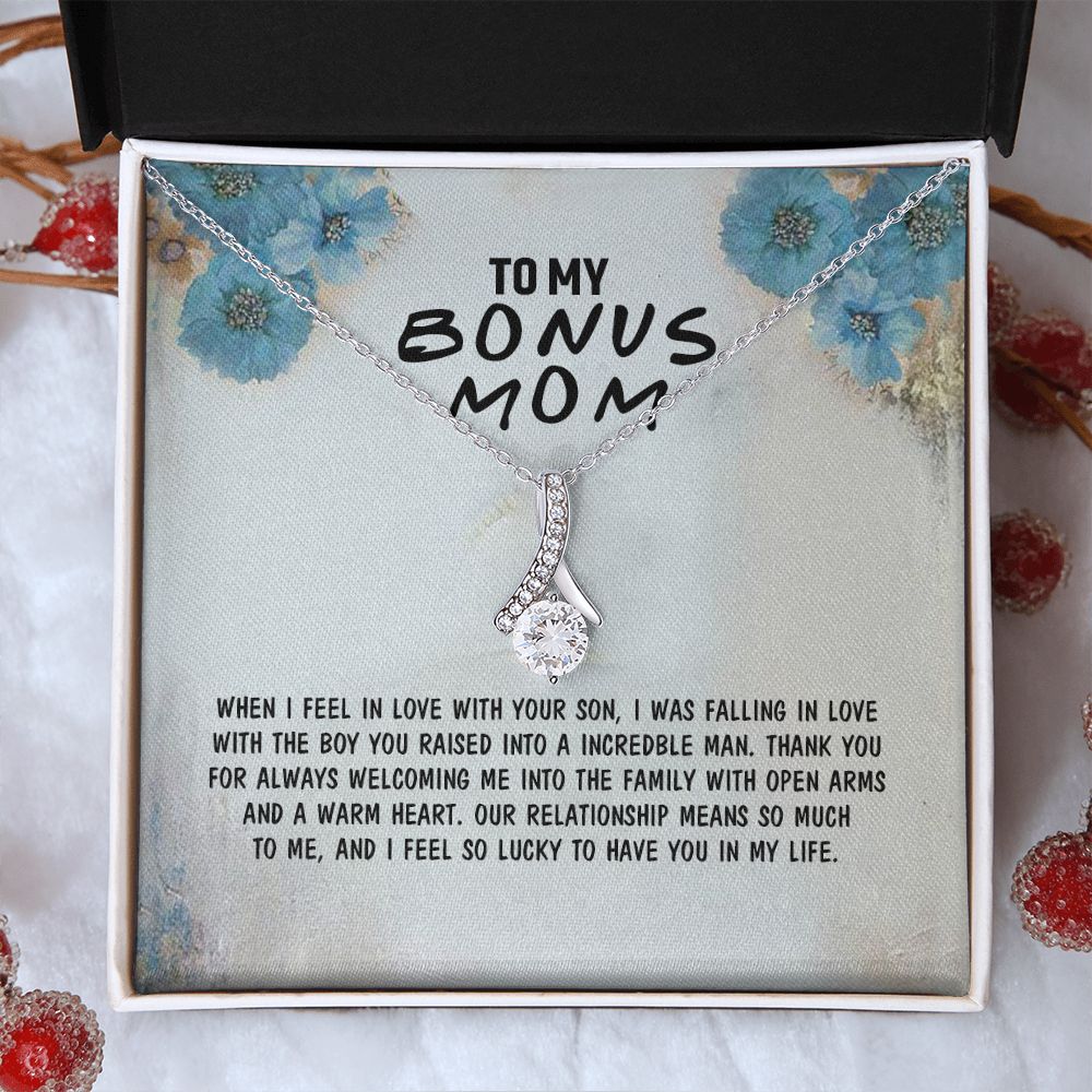 Mother Daughter Necklace as Daughter Gift from Mom, Mom Necklace as Christmas Gift for Mom from Son, Birthday Gift for Mother in Law Necklace, Bonus Mom Gifts for Step Mom Necklace4 Alluring Beauty Necklace