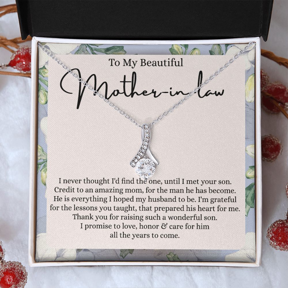 Mother in Law Necklace, Jewelry for Women, Future Mother in Law Gifts from Daughter in Law, Mother of Bride Gifts For Mother in Law, Birthday Gifts For Mother In Law From Daughter In Law Alluring Beauty Necklace