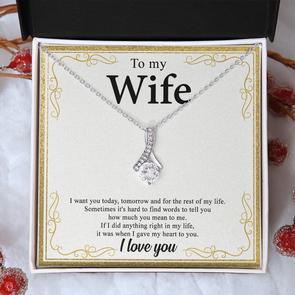 To My Wife Alluring Love Necklace Gift for Wife Valentines Day Gift for Her Alluring Beauty Necklace