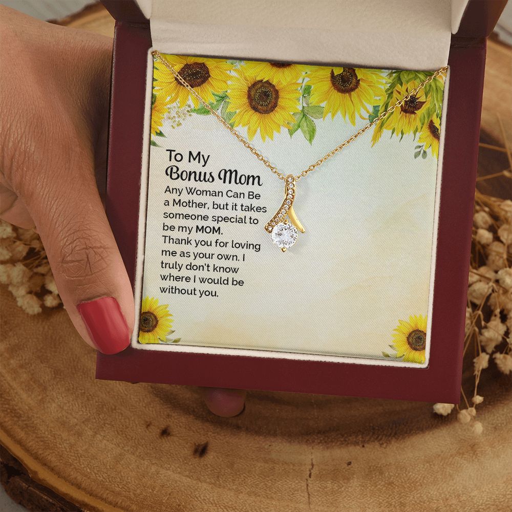 Mother Daughter Necklace as Daughter Gift from Mom, Mom Necklace as Christmas Gift for Mom from Son, Birthday Gift for Mother in Law Necklace, Bonus Mom Gifts for Step Mom Necklace3 Alluring Beauty Necklace