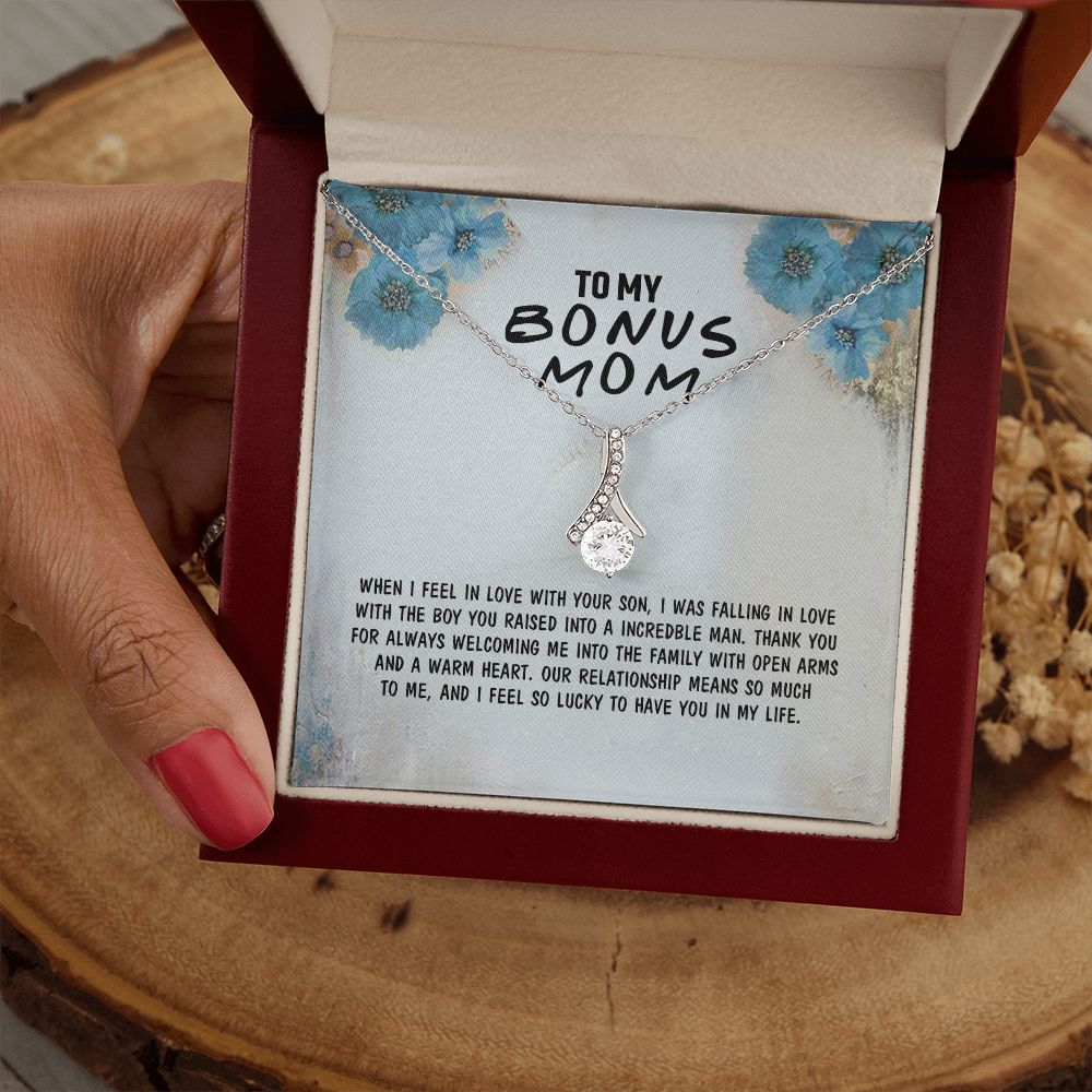 Mother Daughter Necklace as Daughter Gift from Mom, Mom Necklace as Christmas Gift for Mom from Son, Birthday Gift for Mother in Law Necklace, Bonus Mom Gifts for Step Mom Necklace4 Alluring Beauty Necklace