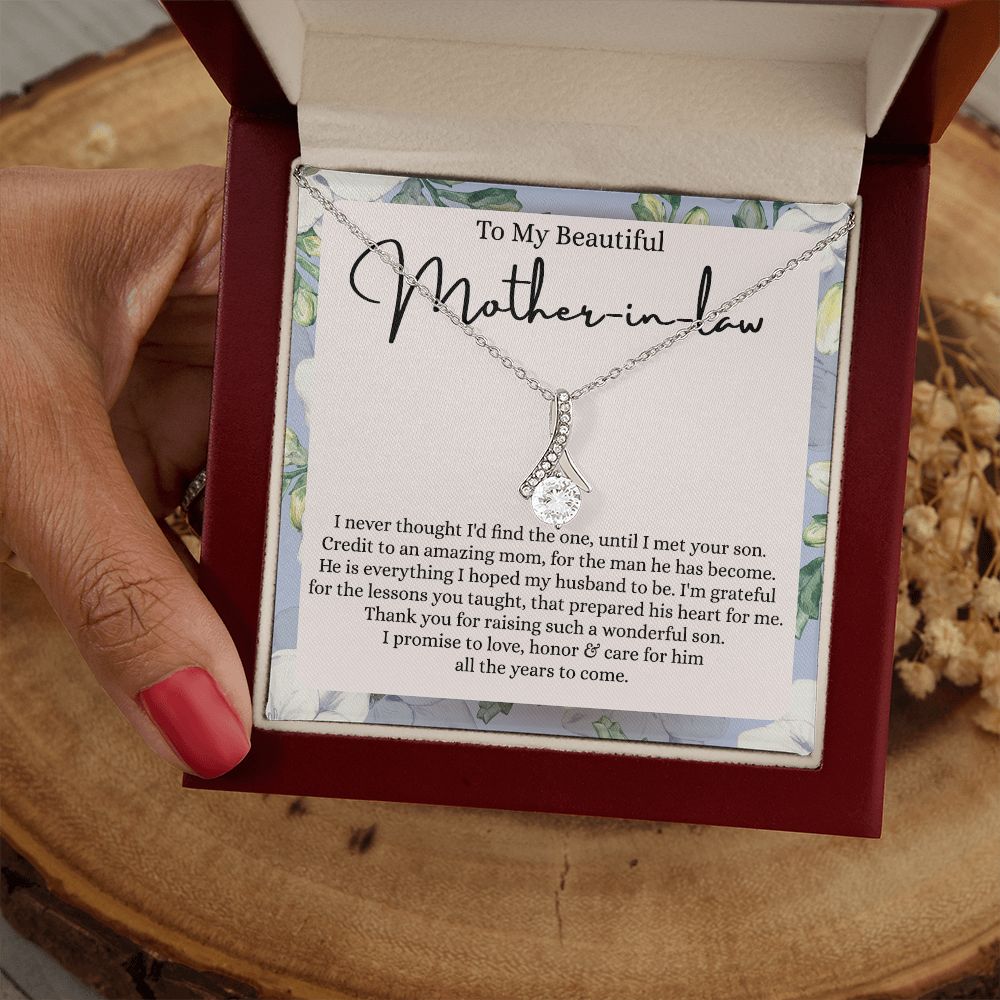 Mother in Law Necklace, Jewelry for Women, Future Mother in Law Gifts from Daughter in Law, Mother of Bride Gifts For Mother in Law, Birthday Gifts For Mother In Law From Daughter In Law Alluring Beauty Necklace
