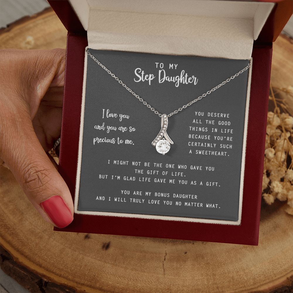 to My Step Daughter Necklace from Stepdad Bonus Daughters Birthday Xmas Congrats (1) Alluring Beauty Necklace