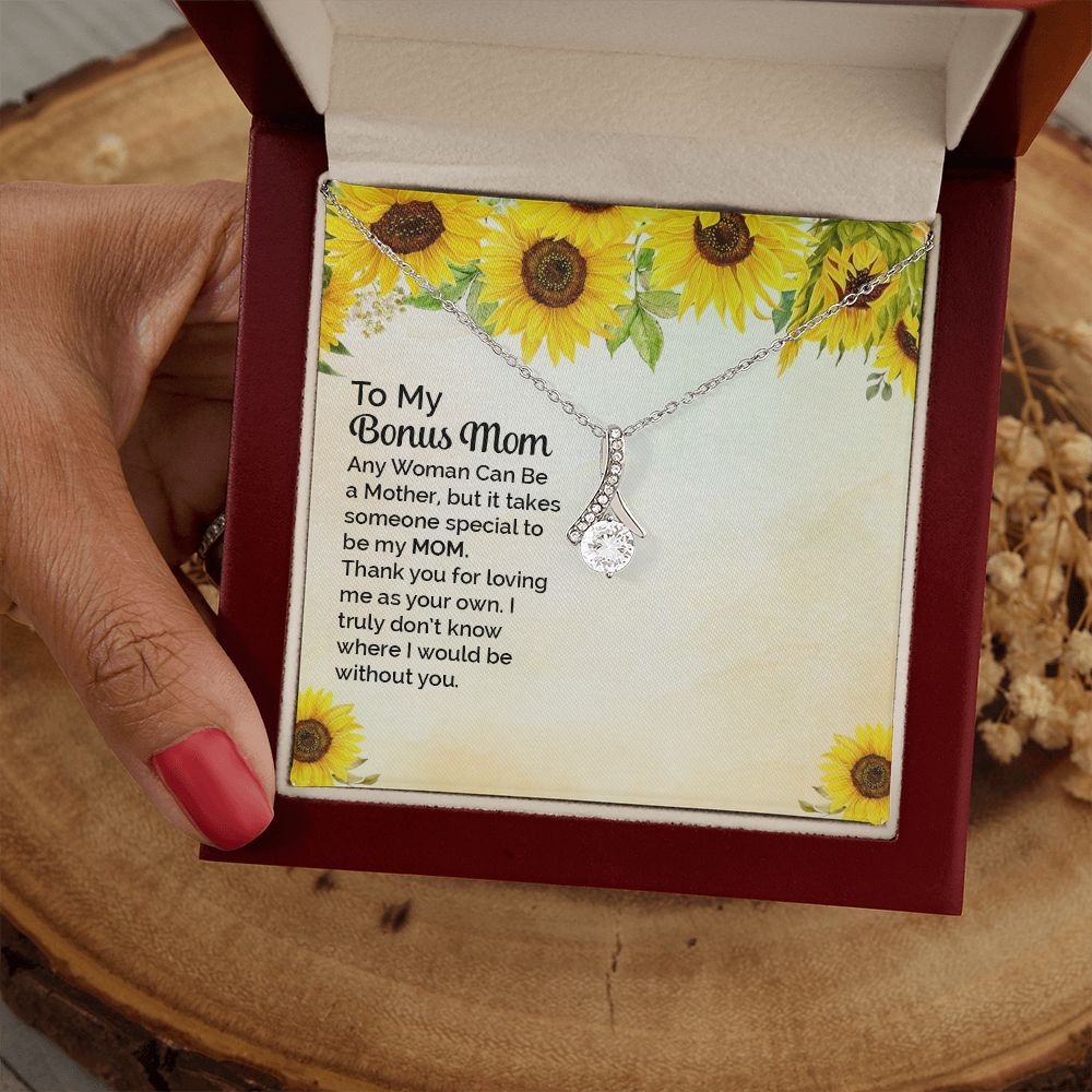 Mother Daughter Necklace as Daughter Gift from Mom, Mom Necklace as Christmas Gift for Mom from Son, Birthday Gift for Mother in Law Necklace, Bonus Mom Gifts for Step Mom Necklace3 Alluring Beauty Necklace