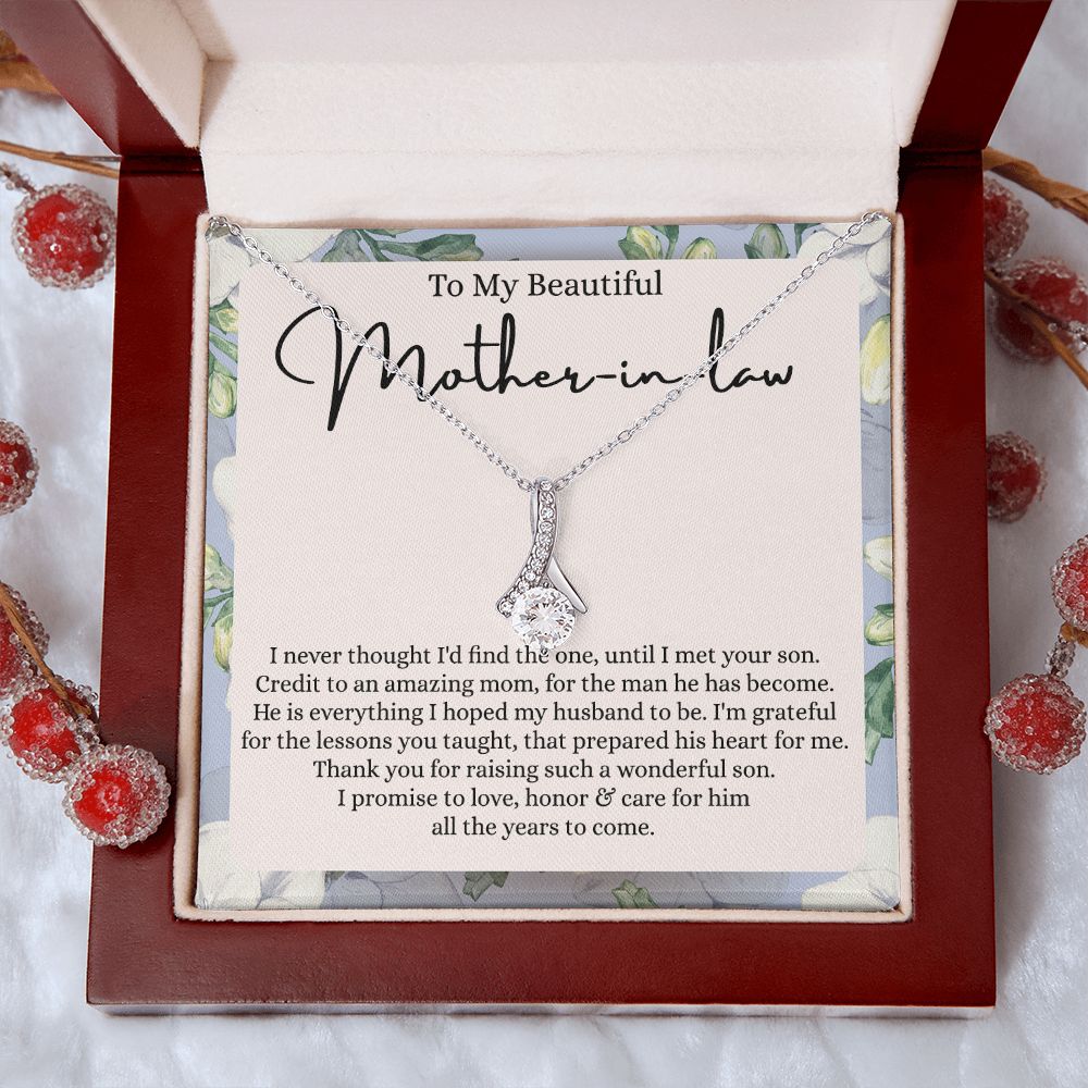 Mother in Law Necklace, Jewelry for Women, Future Mother in Law Gifts from Daughter in Law, Mother of Bride Gifts For Mother in Law, Birthday Gifts For Mother In Law From Daughter In Law Alluring Beauty Necklace