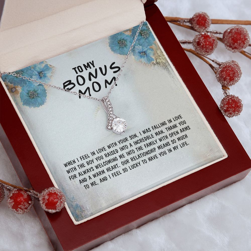 Mother Daughter Necklace as Daughter Gift from Mom, Mom Necklace as Christmas Gift for Mom from Son, Birthday Gift for Mother in Law Necklace, Bonus Mom Gifts for Step Mom Necklace4 Alluring Beauty Necklace