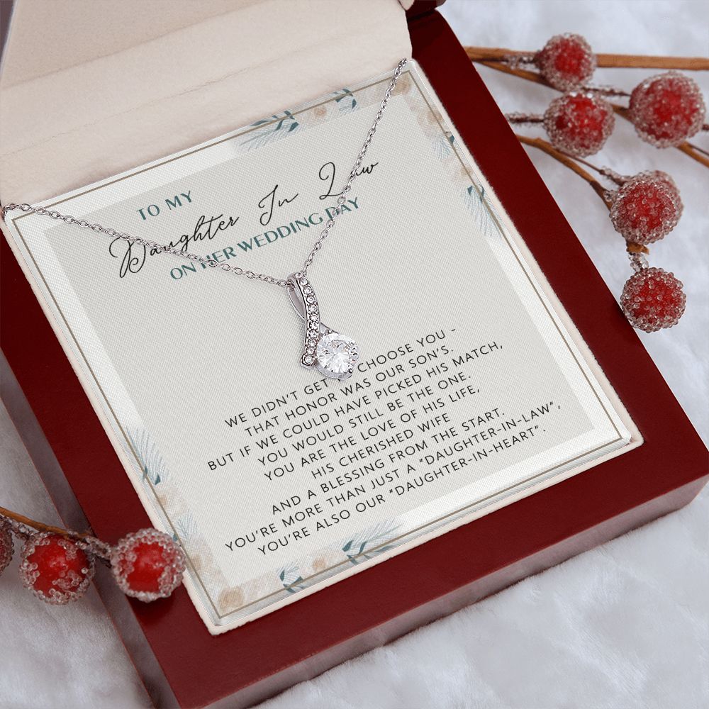 Wedding Gift From mother On Wedding Day To My Daughter-in-law Wedding Day Alluring Beauty Necklace