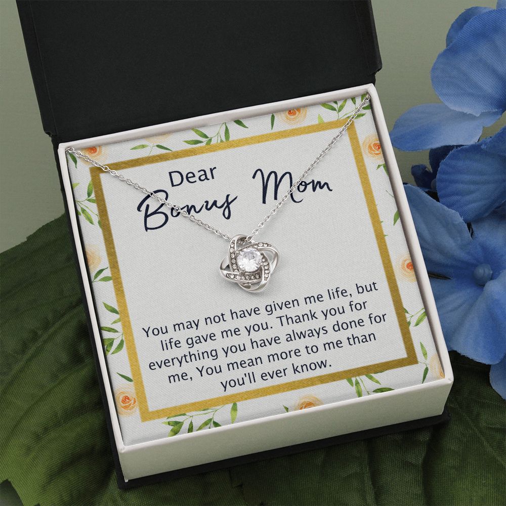 Dear Bonus Mom Necklace, To My Bonus Mom Love Knot Necklace From Daughter, Son, Bonus Mom Gift Necklace, Daughter And Mother Love Knot Pendant Gift For Mom, Bonus Mom Gift Jewelry Gift For Women Love Knot Necklace 6323