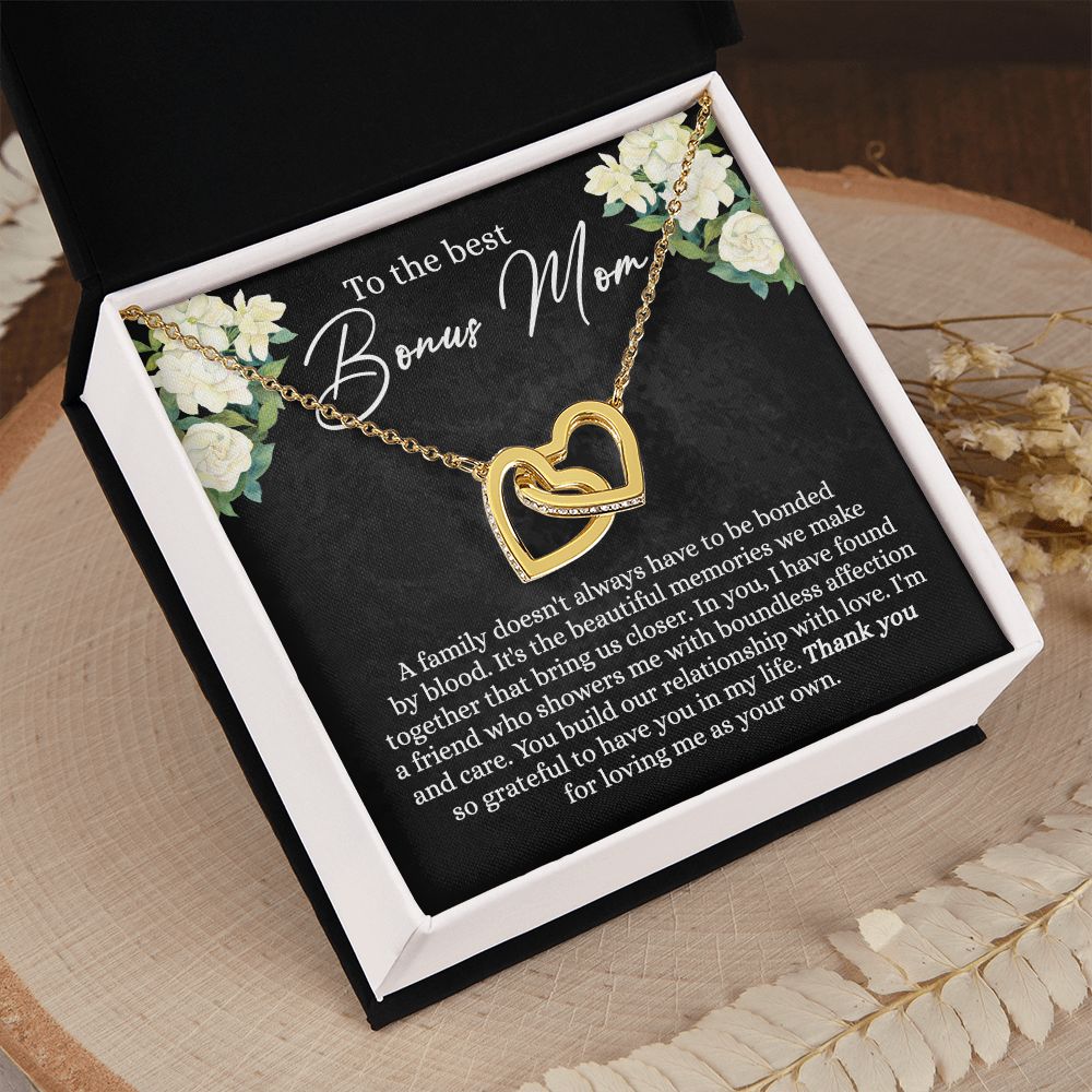 To My Bonus Mom Necklace, Bonus Mom Gift Idea, Bonus Mom Necklace from Daughter Son, Step Mom Gift for Mothers Day Birthday Christmas, Sentimental Jewelry for Women Interlocking Hearts Necklace