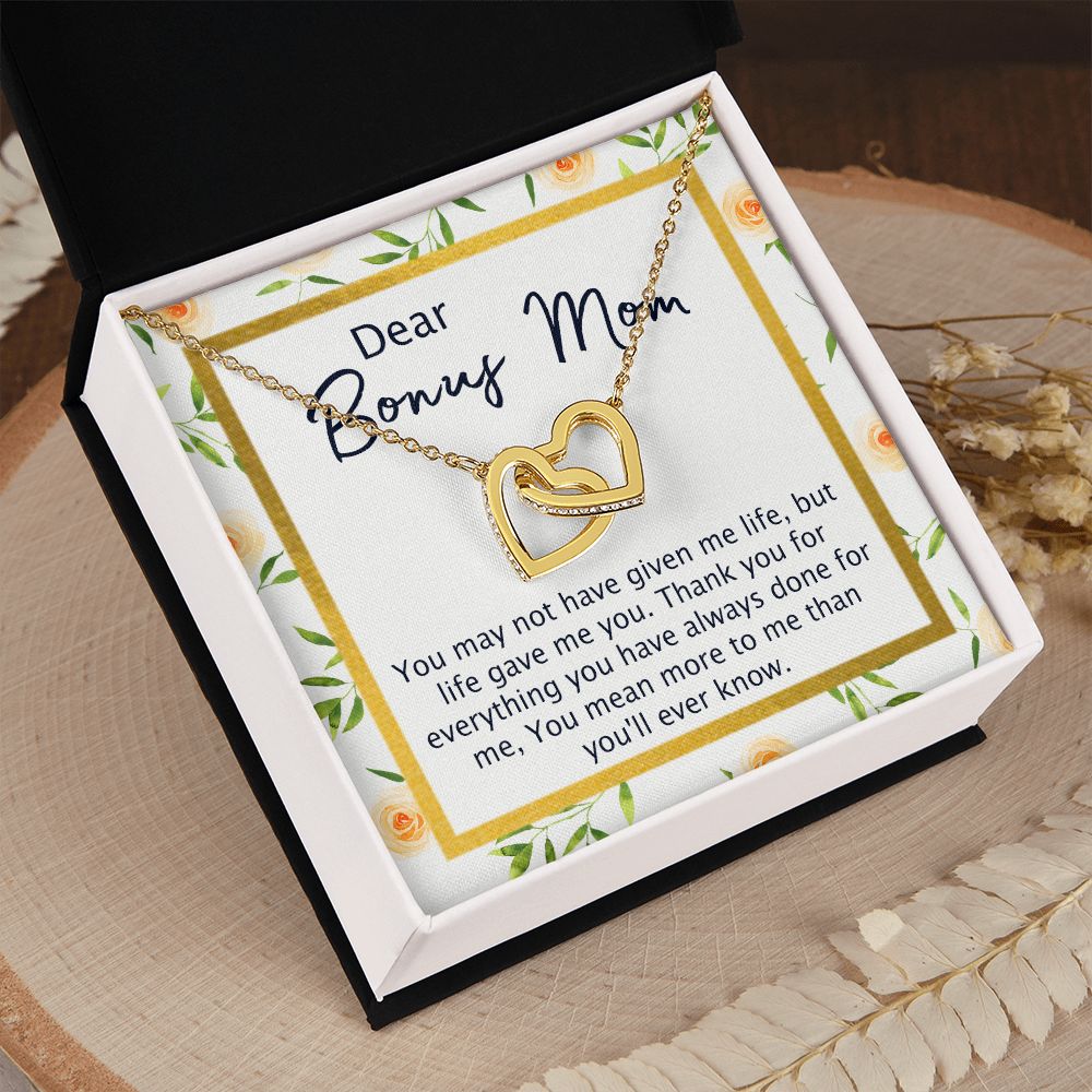 Bonus Mom Gifts, To My Bonus Mom Necklace, Bonus Mom Jewelry, Necklace for Bonus Mom, Step Daughter To Stepmother Necklace, Step Mom Necklace for Women Step Mom Mothers Day Jewelry Interlocking Hearts Necklace
