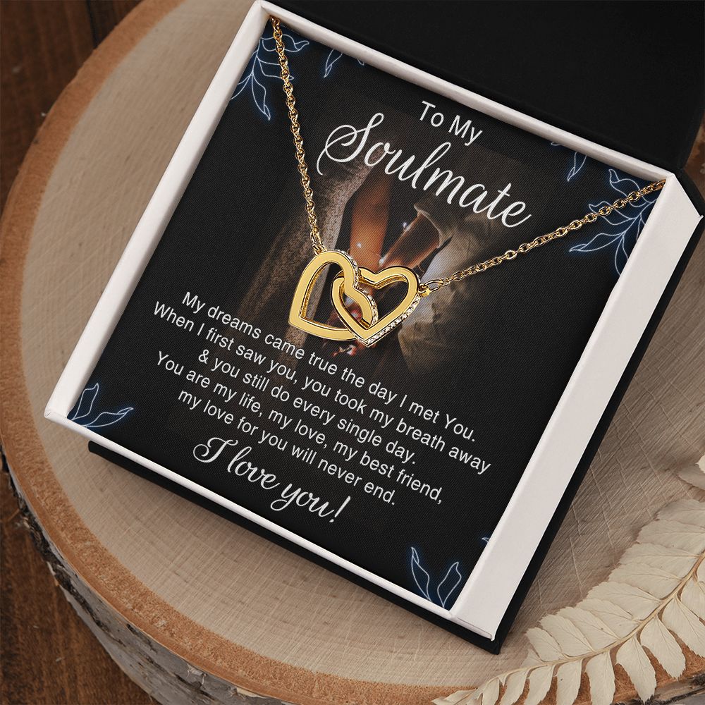 To My Soulmate Necklace for Women Birthday Christmas Jewelry Gifts For My Wife with Message Card Box Personalized Gift Present Pendant for Future Wife Soulmate Girlfriend Love 5 Interlocking Hearts Necklace