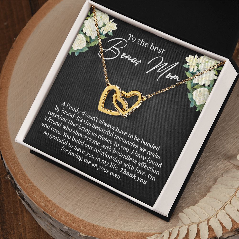 To My Bonus Mom Necklace, Bonus Mom Gift Idea, Bonus Mom Necklace from Daughter Son, Step Mom Gift for Mothers Day Birthday Christmas, Sentimental Jewelry for Women Interlocking Hearts Necklace