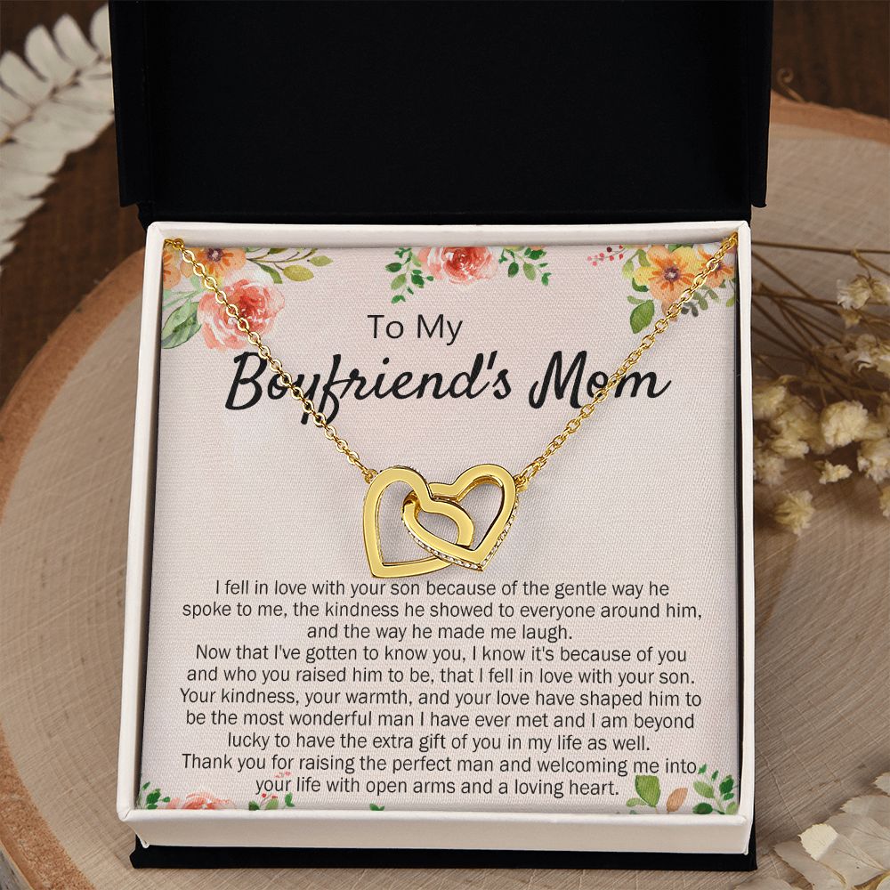 To My Boyfriend's Mom Necklace Pendant Jewelry Gift for Boyfriend's Mom on Mothers Day Birthday Present Jewelry Gift Box for Boyfriend's Mom Gift Necklace for Women Interlocking Hearts Necklace
