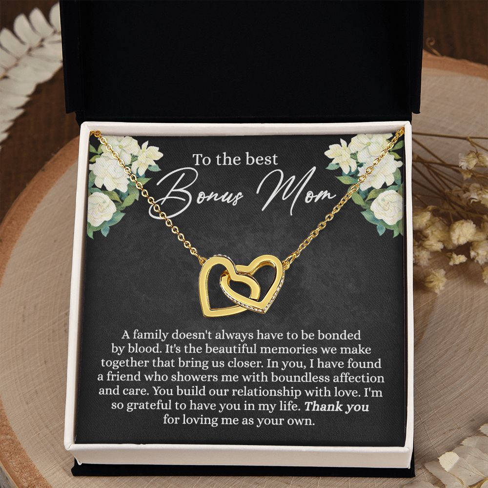 To My Bonus Mom Necklace, Bonus Mom Gift Idea, Bonus Mom Necklace from Daughter Son, Step Mom Gift for Mothers Day Birthday Christmas, Sentimental Jewelry for Women Interlocking Hearts Necklace