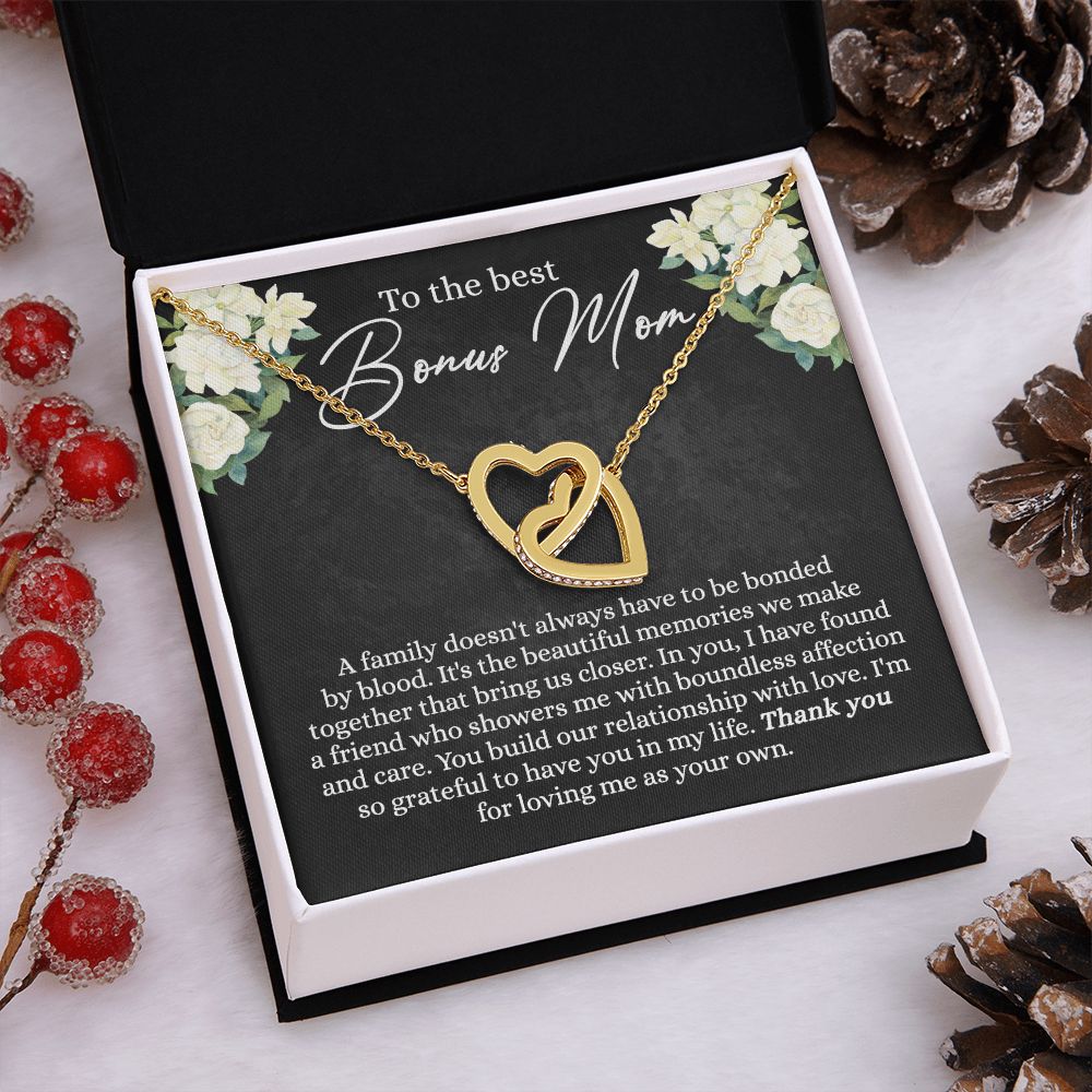 To My Bonus Mom Necklace, Bonus Mom Gift Idea, Bonus Mom Necklace from Daughter Son, Step Mom Gift for Mothers Day Birthday Christmas, Sentimental Jewelry for Women Interlocking Hearts Necklace
