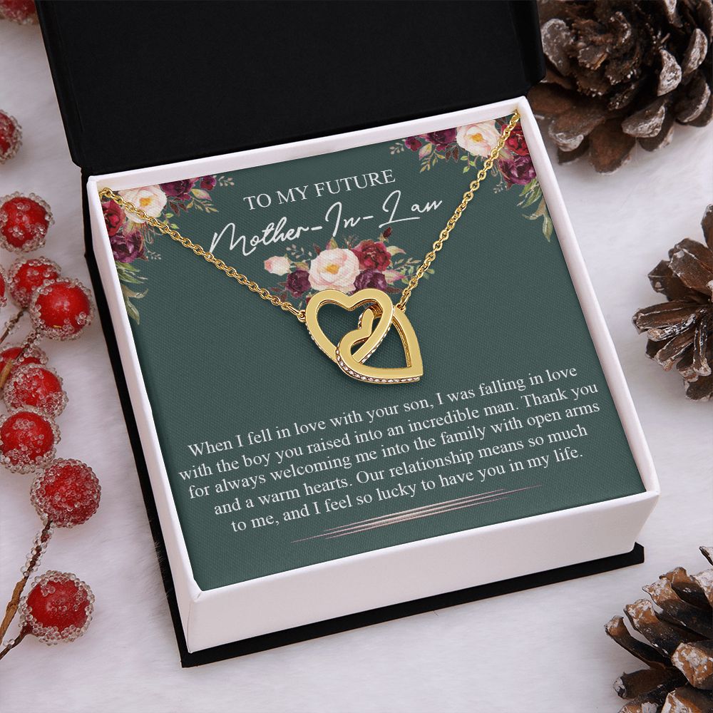 Mother in Law Necklace, Jewelry for Women, Future Mother in Law Gifts from Daughter in Law, Mother of Bride Gifts For Mother in Law, Birthday Gifts For Mother In Law From Daughter In Law5 Interlocking Hearts Necklace