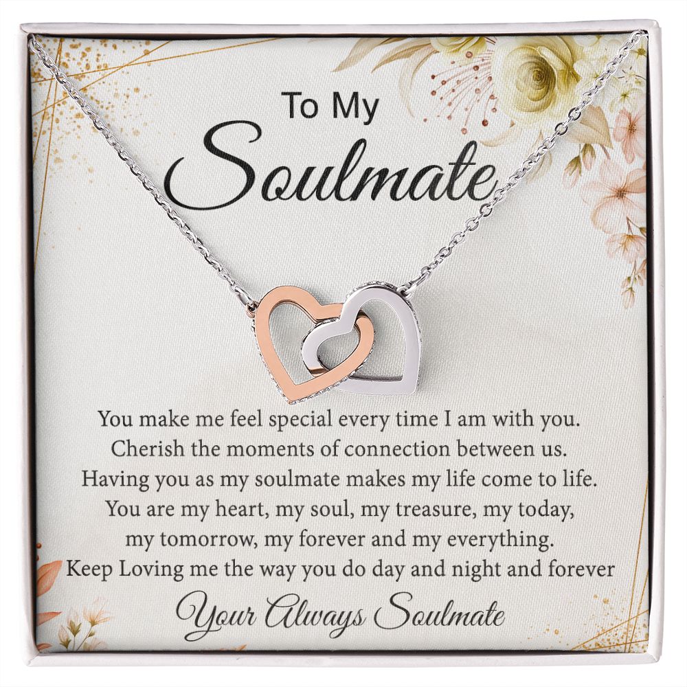 To My Soulmate Necklace for Women Birthday Christmas Jewelry Gifts For My Wife with Message Card Box Personalized Gift Present Pendant for Future Wife Soulmate Girlfriend Love 26 Interlocking Hearts Necklace