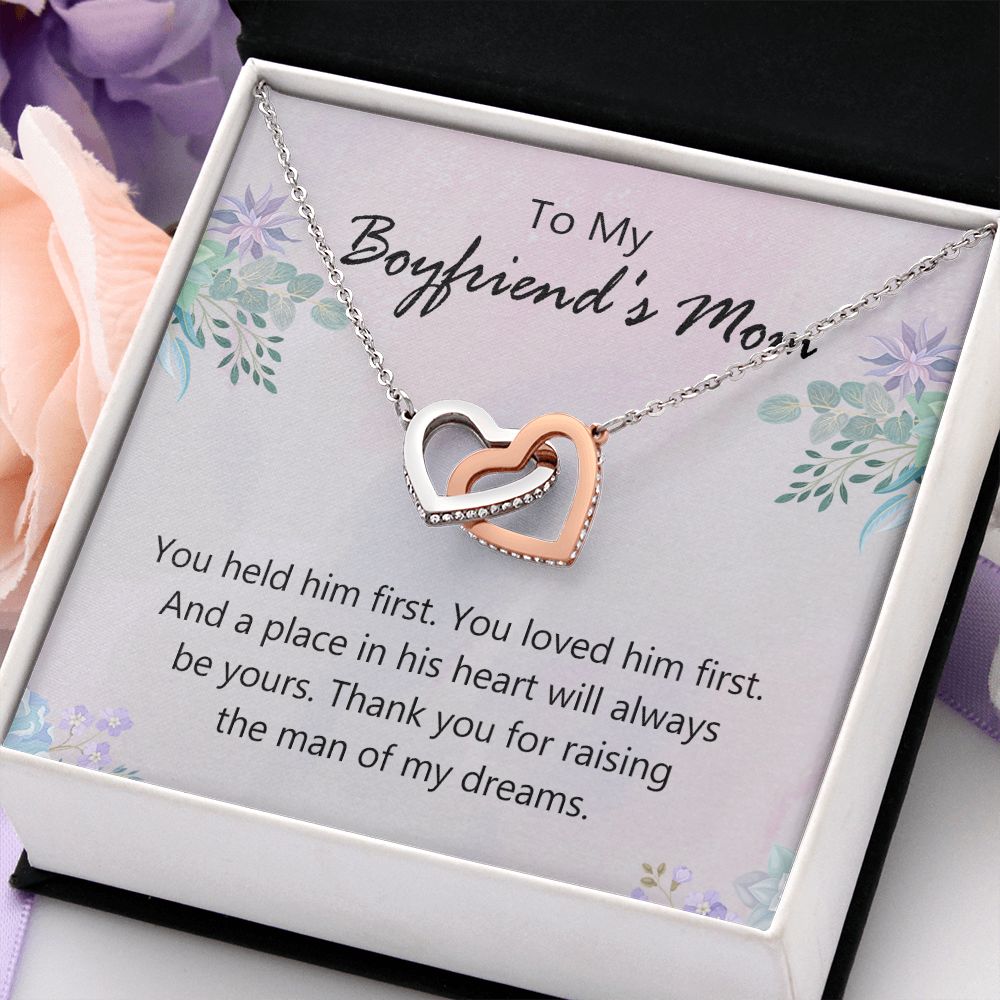 To My Boyfriends Mom Necklace with Message Card, Boyfriends Mom Jewelry Birthday Gift, Boyfriend Mom Gift Personalized, Custom Necklace for Women, Boyfriends Mom Gift from Girlfriend Interlocking Hearts Necklace