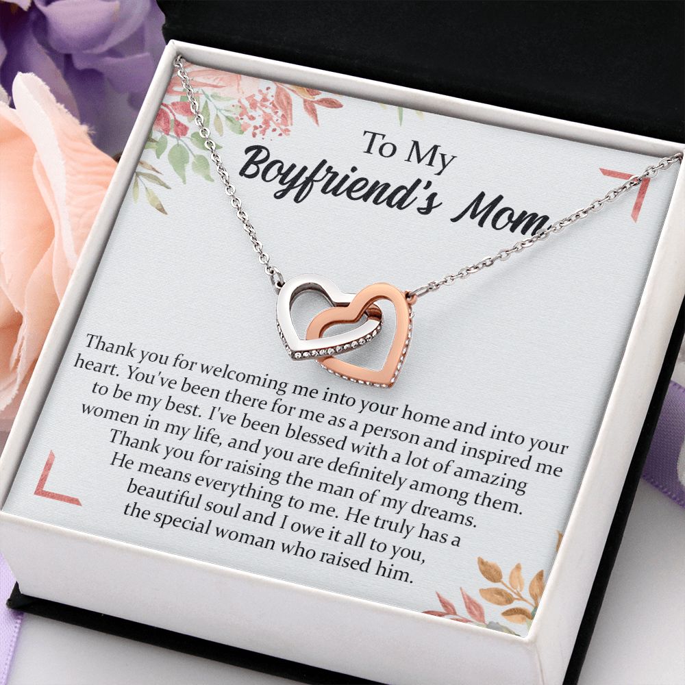 To My Boyfriend's Mom Necklace, Thank You for Raising Man Necklace, Gift to My Boyfriend's Mom for Mothers Day Birthday, Christmas, Going Away, Retirement Jewelry for Women Interlocking Hearts Necklace