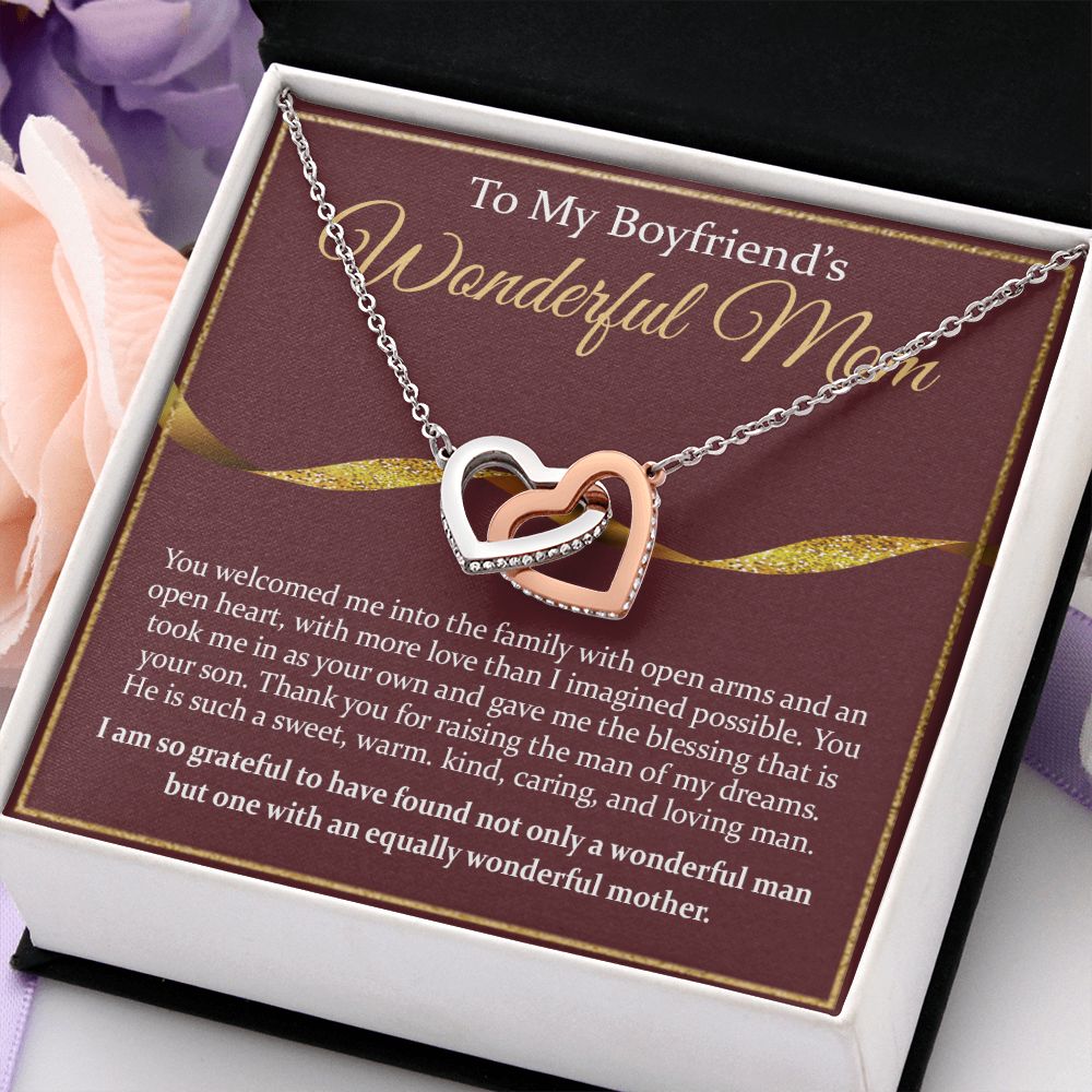 To My Boyfriend's Mom Necklace Mother in Law Jewelry Gift for Christmas Birthday Mother's Day Gift Jewelry Box and Message Card to Boyfriends Mother Gift from Girlfriend Interlocking Hearts Necklace