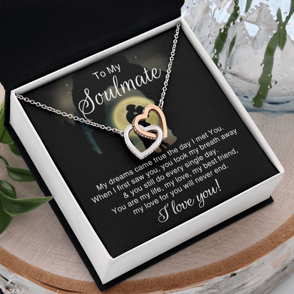 To My Soulmate Necklace for Women Birthday Christmas Jewelry Gifts For My Wife with Message Card Box Personalized Gift Present Pendant for Future Wife Soulmate Girlfriend Love 3 Interlocking Hearts Necklace