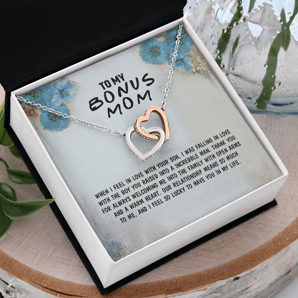 Mother Daughter Necklace as Daughter Gift from Mom, Mom Necklace as Christmas Gift for Mom from Son, Birthday Gift for Mother in Law Necklace, Bonus Mom Gifts for Step Mom Necklace4 Interlocking Hearts Necklace