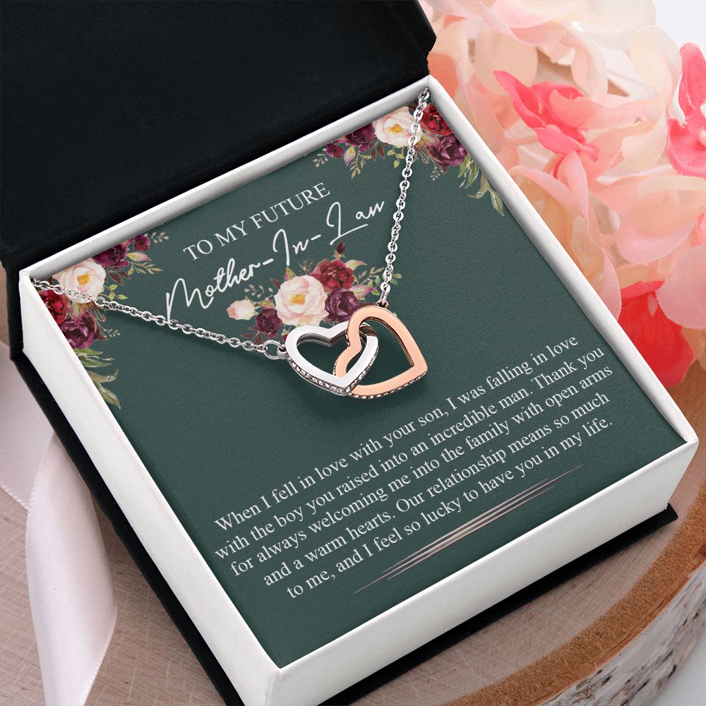 Mother in Law Necklace, Jewelry for Women, Future Mother in Law Gifts from Daughter in Law, Mother of Bride Gifts For Mother in Law, Birthday Gifts For Mother In Law From Daughter In Law5 Interlocking Hearts Necklace