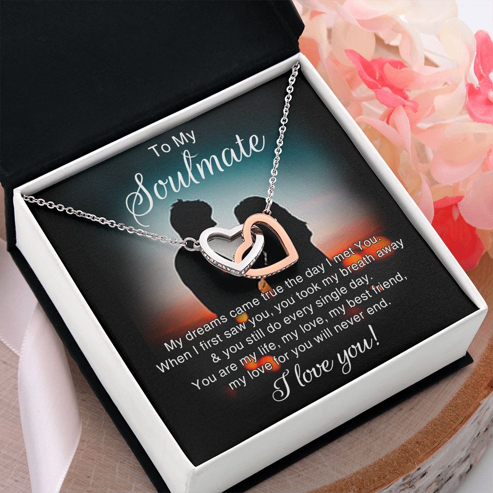 To My Soulmate Necklace for Women Birthday Christmas Jewelry Gifts For My Wife with Message Card Box Personalized Gift Present Pendant for Future Wife Soulmate Girlfriend Love 4 Interlocking Hearts Necklace
