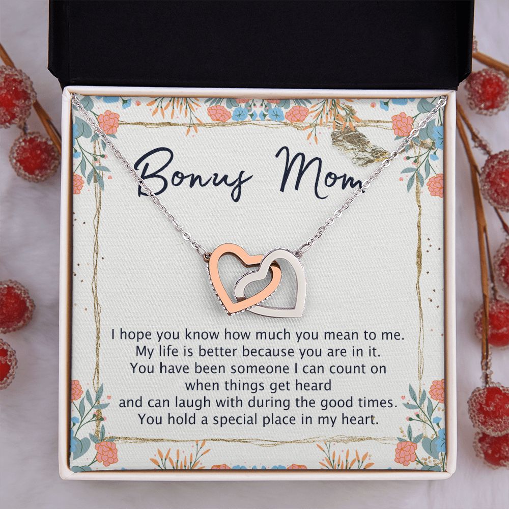 To My Bonus Mom Necklace Gift for Second Mom Boyfriend's Mom Gift Necklace for BoyFriend's Mom Gift For Boyfreinds Mom Mother In Law Mother's Day Necklace for Husband's Mother Interlocking Hearts Necklace