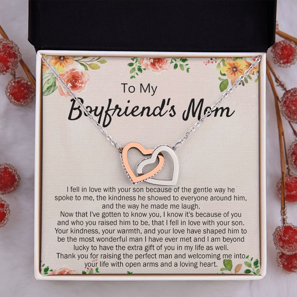 To My Boyfriend's Mom Necklace Pendant Jewelry Gift for Boyfriend's Mom on Mothers Day Birthday Present Jewelry Gift Box for Boyfriend's Mom Gift Necklace for Women Interlocking Hearts Necklace